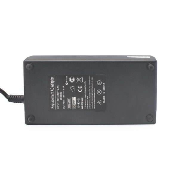 Punjac za laptop 19V 9.5A (5.5*2.5)