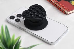 Stiker za mobilni telefon Magnetic Heart crni