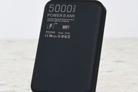 Power bank prenosiva baterija Magsafe Oxpower PD W5 5000mAh crna