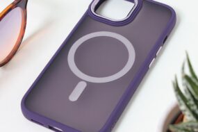 Torbica Magsafe colorful za iPhone 15 6.1 ljubicasta