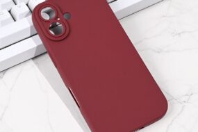 Torbica Silikon Pro Camera za iPhone 17 6.3 bordo