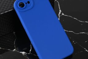Torbica Teracell Giulietta za iPhone 16e/17e 6.1 mat plava
