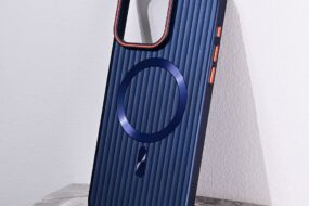 Torbica Magsafe Stripe za iPhone 15 Pro Max 6.7 plava