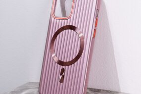 Torbica Magsafe Stripe za iPhone 12 6.1 roze