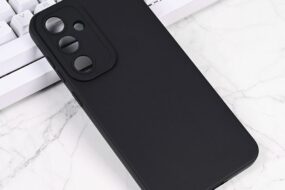 Torbica Silikon Pro Camera za Samsung S721B Galaxy S24 Fe crna