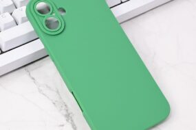 Torbica Silikon Pro Camera za iPhone 16 Plus 6.7 tamno zelena