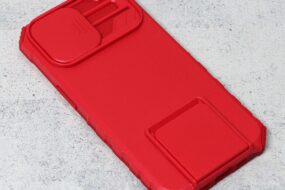 Torbica Crashproof Back za iPhone 14 6.1 crvena
