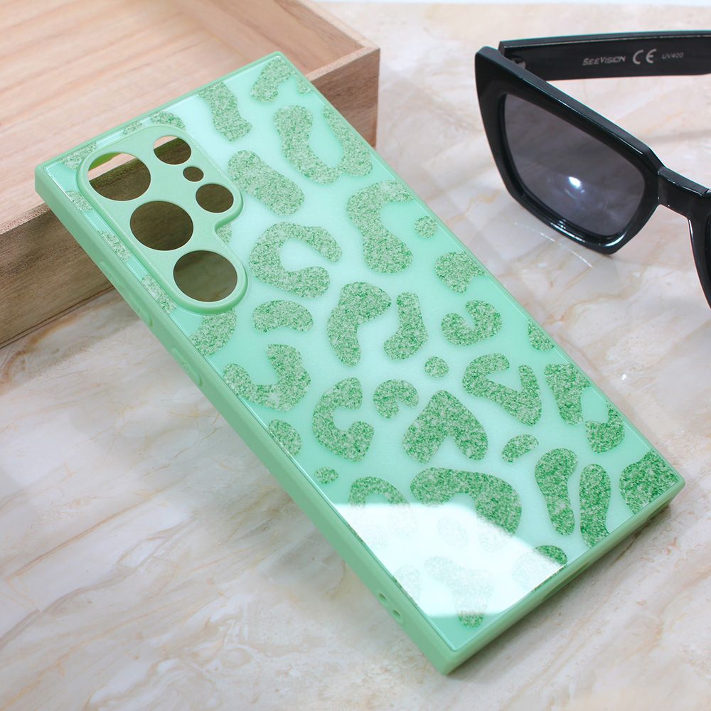 36135216-a0b4-4010-af54-ceadd1852cd9-torbica-shiny-glass-za-samsung-galaxy-s24-ultra-svetlo-zelena-208545-321887_w1000 Torbica Shiny glass za Samsung S928B Galaxy S24 Ultra svetlo zelena - Slika 1