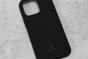 Torbica Teracell Giulietta za iPhone 13 Pro 6.1 mat crna