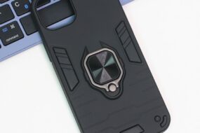 Torbica Cube Ring za iPhone 15 Plus 6.7 crna