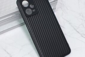 Torbica Carbon fiber za Xiaomi Redmi Note 12 5G (EU) crna