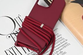 Torbica Crossbody za iPhone 16 Pro Max 6.9 bordo