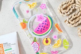 Torbica Print Magsafe za iPhone 16 6.1 Summer Fruits