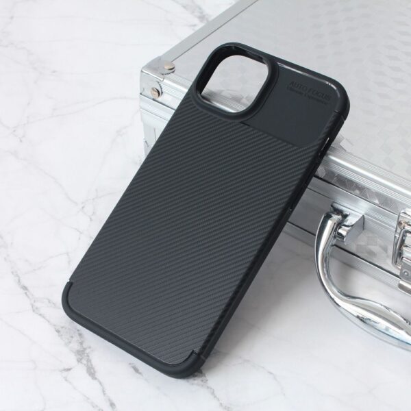 Torbica Defender Carbon za iPhone 15 Plus 6.7 crna