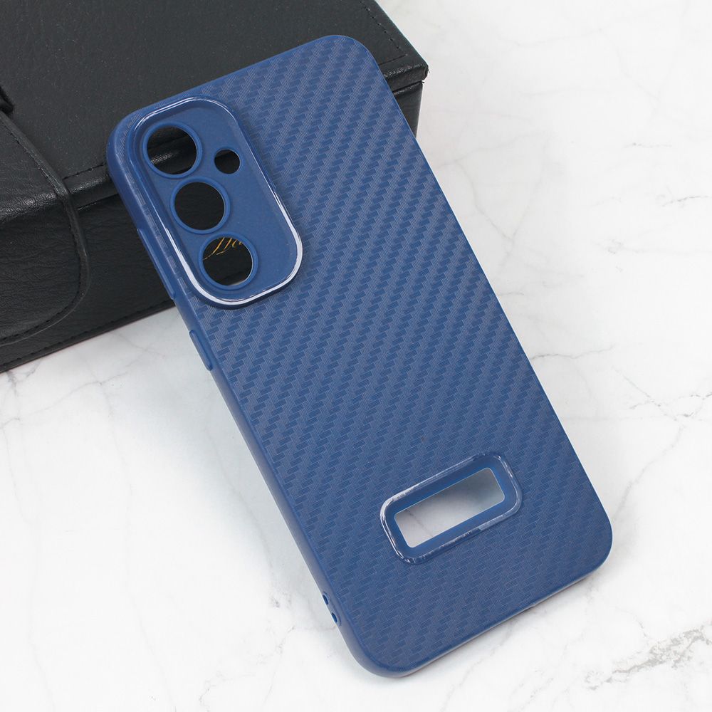 5a06c27b-a602-46dd-b02b-b0d89f44601f-torbica-carbon-stripe-za-samsung-s711u-galaxy-s23-fe-plava-205949-317723_w1000 Torbica Carbon Stripe za Samsung S711U Galaxy S23 FE plava - Slika 1