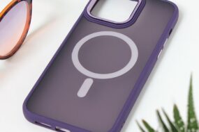 Torbica Magsafe colorful za iPhone 15 Pro Max 6.7 ljubicasta