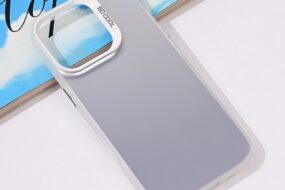 Torbica Clear za iPhone 16 Pro 6.3 srebrna