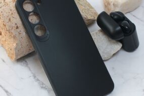 Torbica 3D Camera za Samsung S911B Galaxy S23 crna