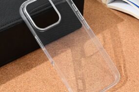 Torbica silikonska Ultra Thin za iPhone 16 Pro 6.3 transparent