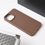 Torbica Magsafe Kevlar za iPhone 12 Pro 6.1 braon - Slika 6
