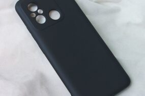 Torbica Teracell Soft Velvet za Xiaomi Redmi 12C crna