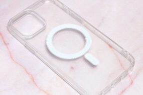 Torbica Magsafe za iPhone 13 Pro Max 6.7 transparent
