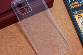 Torbica silikonska Ultra Thin za Motorola Moto G72 transparent