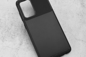 Torbica Defender Carbon za Samsung A525F/A526B/A528B Galaxy A52 4G/A52 5G/A52s 5G crna
