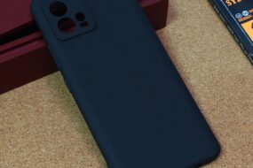 Torbica silikonska Ultra Thin za Motorola Moto G72 mat crna