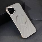 Torbica Magsafe Carbon za iPhone 16 Plus 6.7 siva - Slika 3