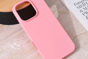 Torbica Teracell Giulietta za iPhone 16 Pro 6.3 mat roze
