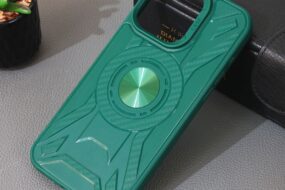 Torbica Combat za iPhone 15 Pro Max 6.7 zelena